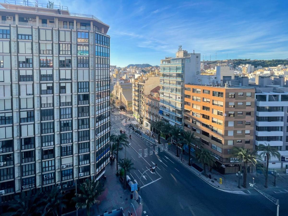 Amplio Apartamento En Pleno Corazon De アリカンテ エクステリア 写真